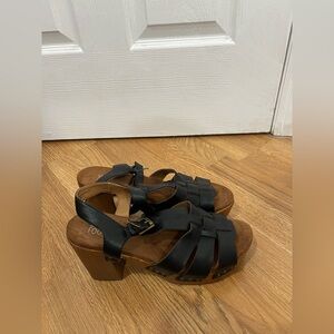White Mountain Aldridge Dress Sandals. 
 Black Leather Sandals